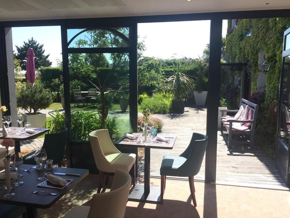 Relais Du Silence Hotel Restaurant Les Ormes Barneville-Carteret Exteriör bild