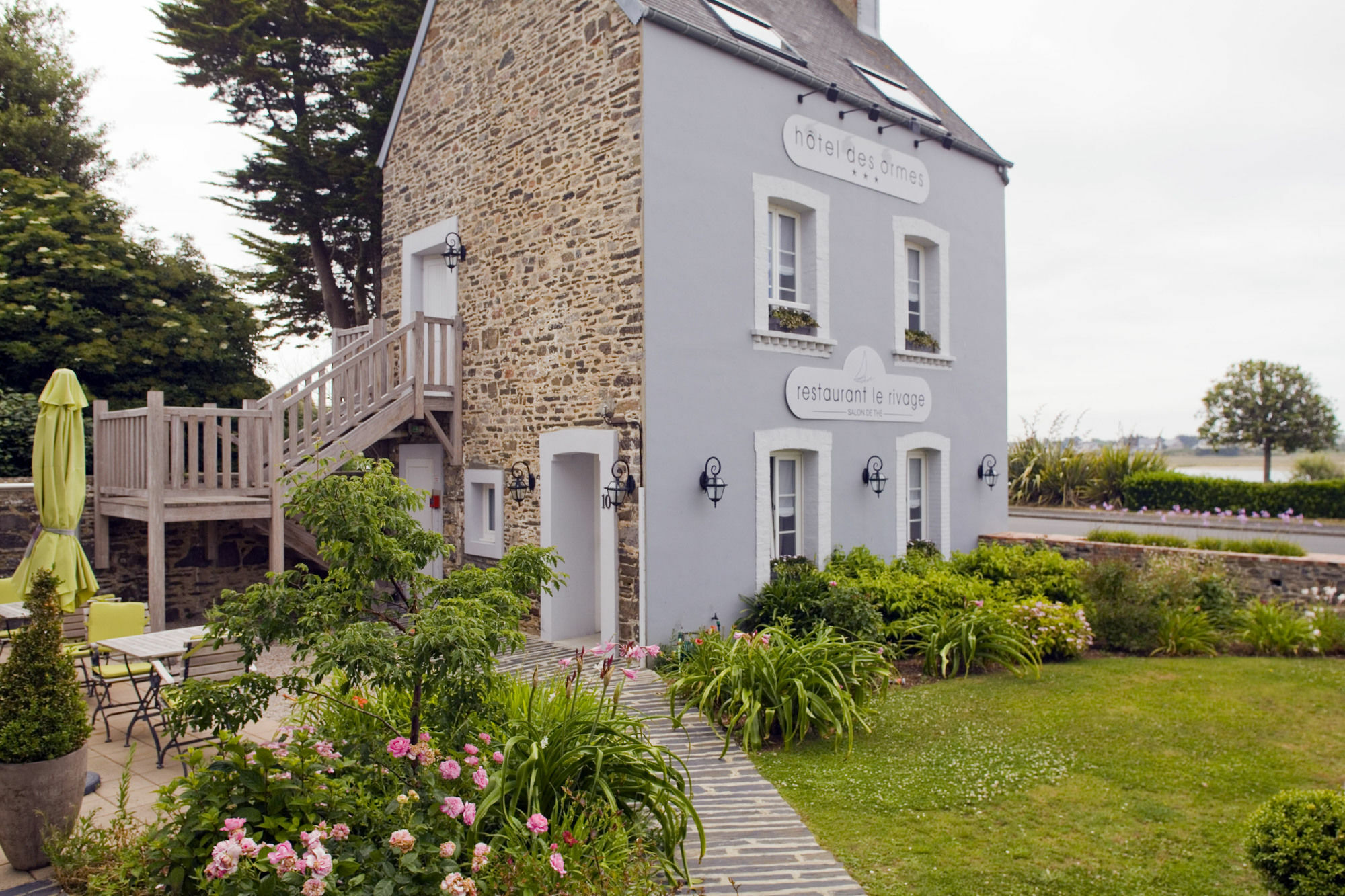 Relais Du Silence Hotel Restaurant Les Ormes Barneville-Carteret Exteriör bild